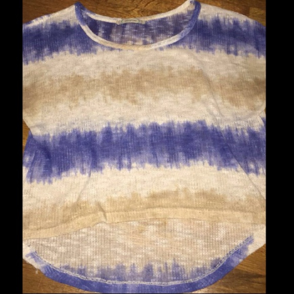 Tan and blue knit top